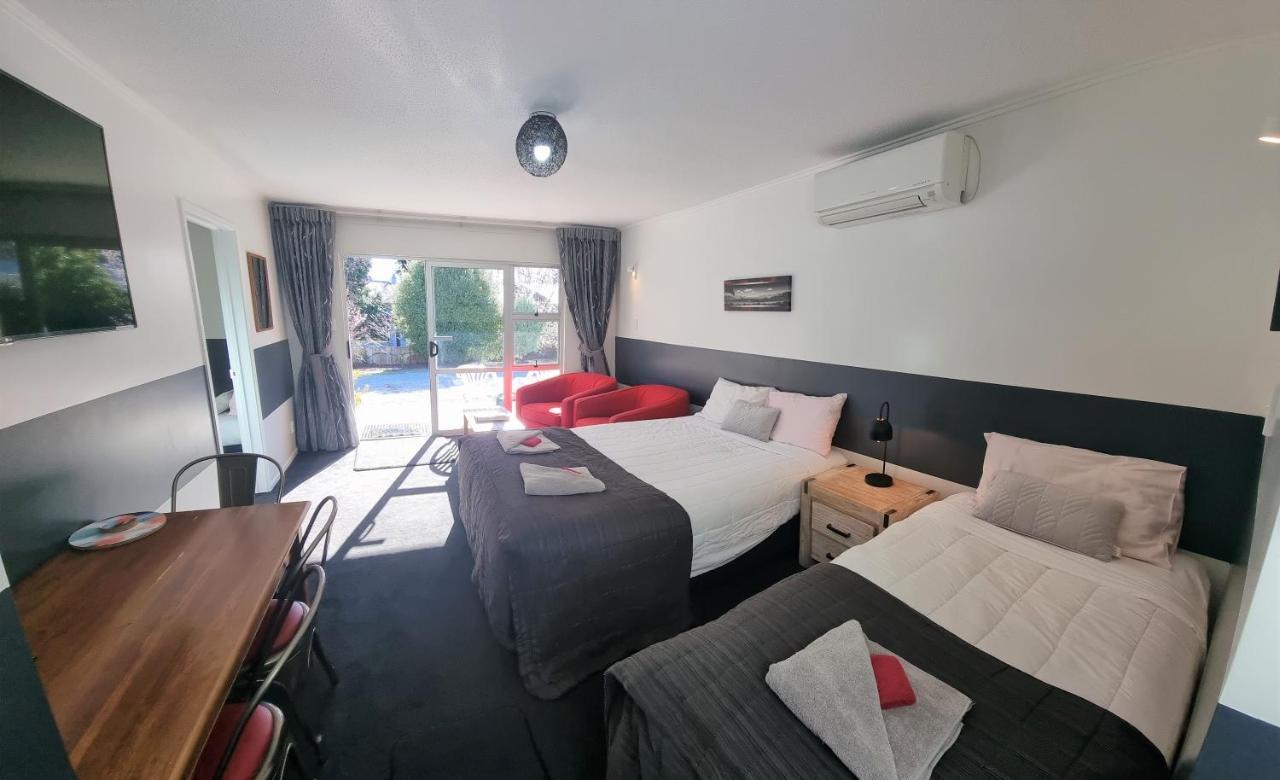 Alpine Motel Ванака Экстерьер фото